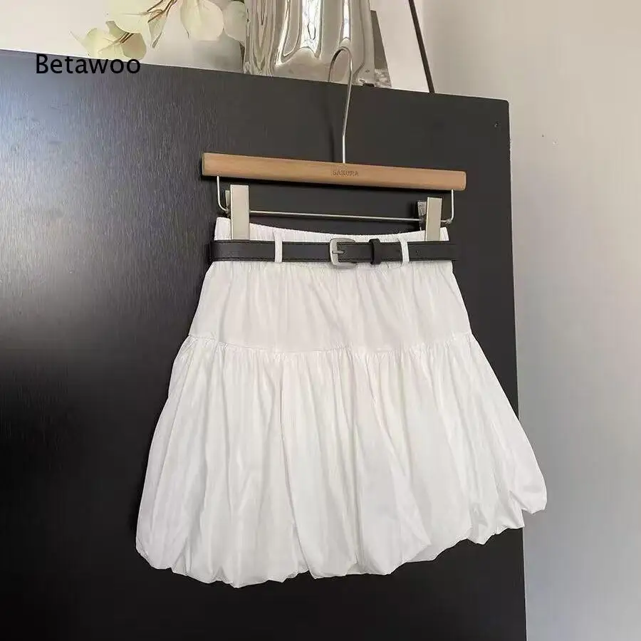 

White Casual Mini Skirt with Black Belt and Elastic Waist for Daily