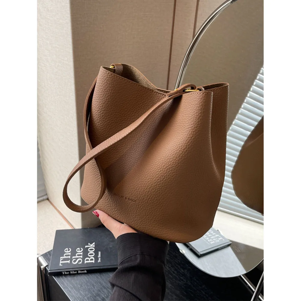 

Women Versatile Bucket Bags Solid Pu Leather Large Capacity Composite Bag Female Casual Commute Crossbody Packs Messenegr Bag