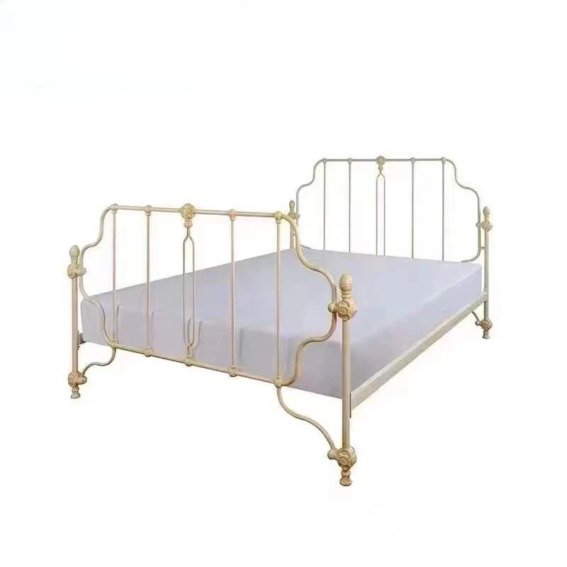 

French retro beige metal bed frame light luxury old wrought iron bed multi-size master bed