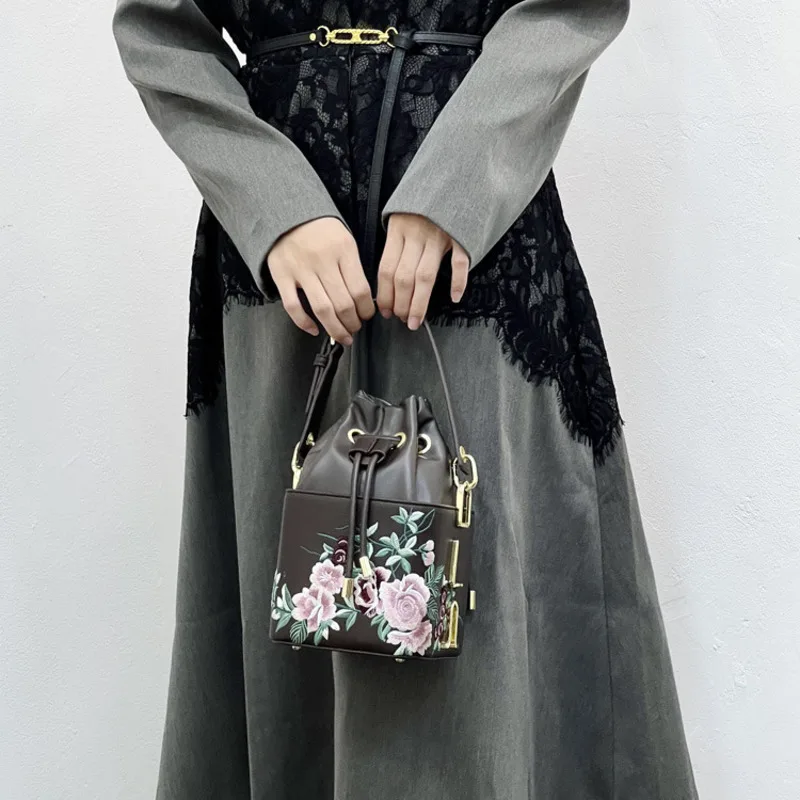 Gagacia New ricamo Cheongsam Flower Bucket Bag donna borse a tracolla in pelle stile cinese borse a tracolla piccole Vintage