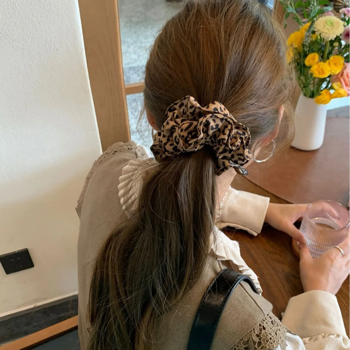 

Leopard print large intestine hair ring retro high elastic head rope girls high-end bun head high ponytail hair ring accessories