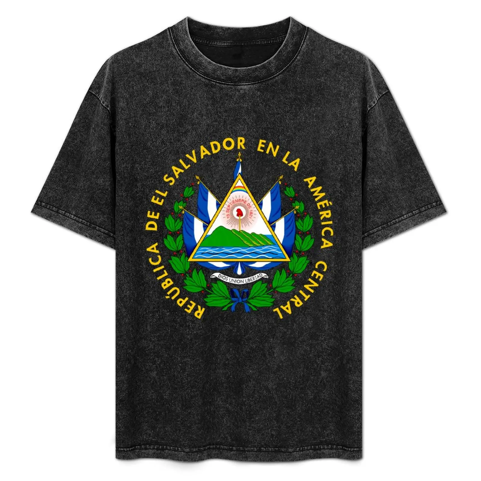 

El Salvador coat of arms T-Shirt t shirt man casual man t shirts for men casual T-Shirt