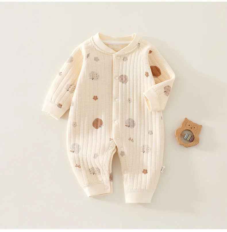 2026 Fall Winter Baby Onesie Warm Newborn Clothes Seamless Romper Boys Girls A Class Medium Thick Crawler