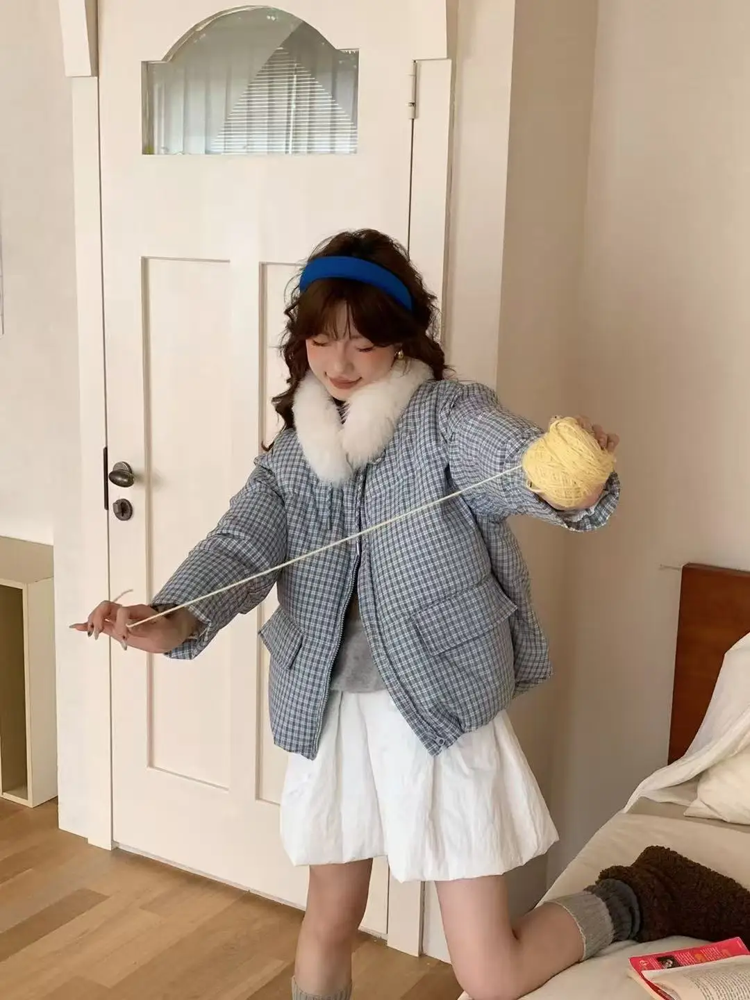 

XF8510 Autumn/Winter 25 New Women's Clothing Korean Sweet Girl Blue White Grid White Duck Down Short Student Down Jacket