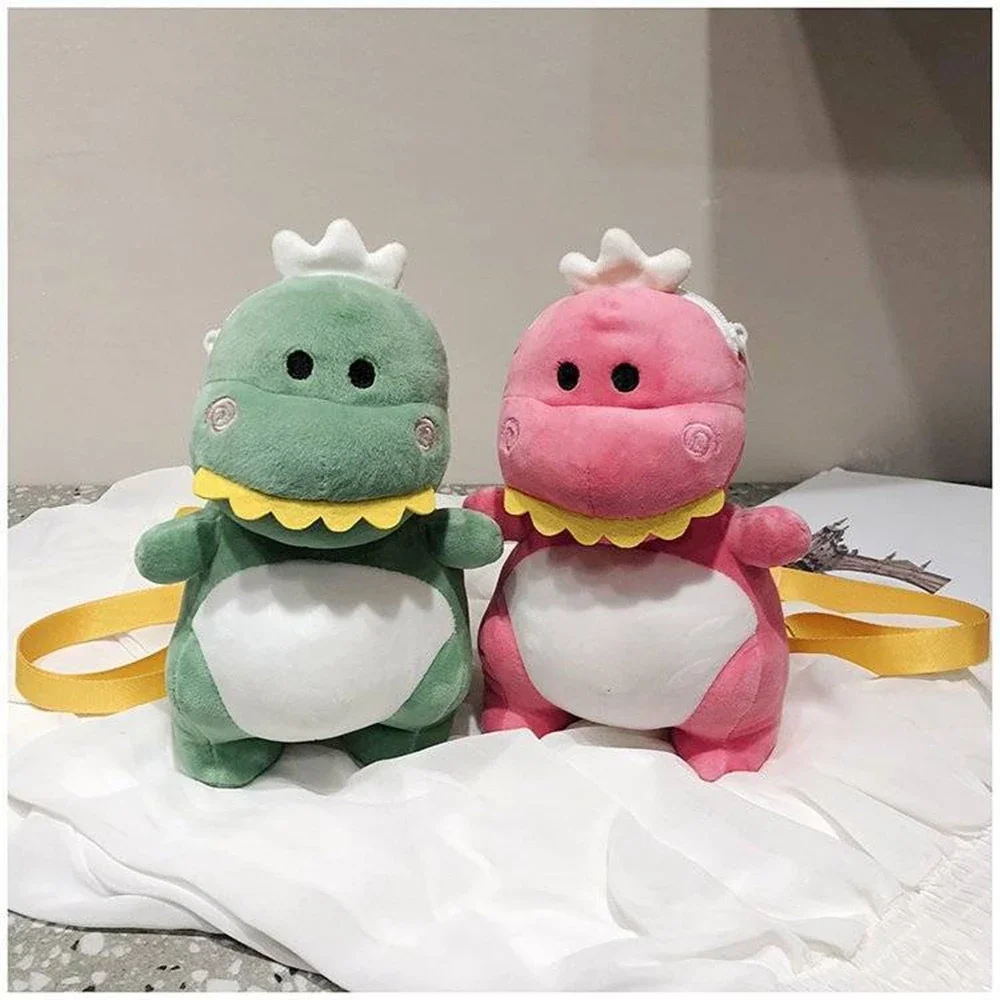 Mochila de dinosaurio de dibujos animados suave para niños, juguete de peluche, bolsa de relleno súper linda, regalo de cumpleaños para niños, llave de carga, teléfono móvil, nuevo, 26CM