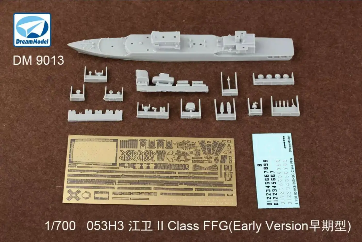 

Dream DM9013 1/700 PLA NAVY 051B CIass DDG "shenzhen" Resin Waterline Warship (Early Version) Resin Model