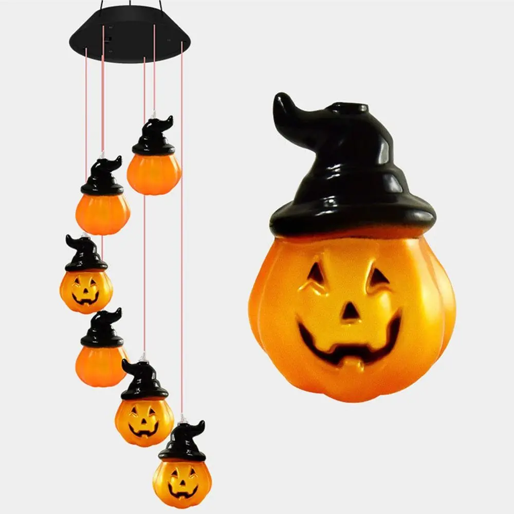 Trendy Hallowen Atmosphere Windchime Lights Waterproof Solar LED Light Pendant Skull and Pumpkin Decoration Lamp for Outdoor