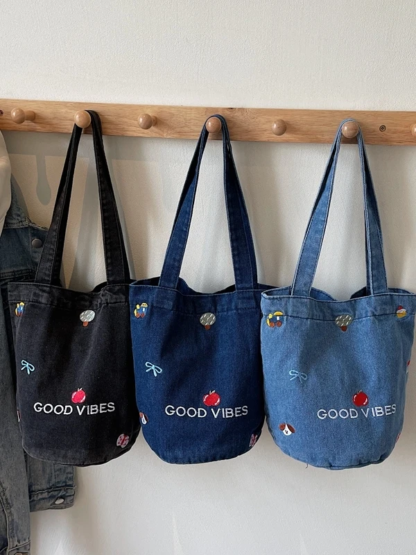 

Большая джинсовая сумка-тоут с вышивкой, повседневная универсальная сумка, женская мягкая сумка-тоут с магнитной надписью Bule Cl...