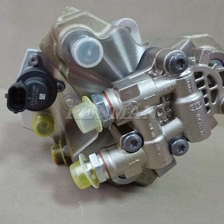 DONGFENG EQ4H Cummins Engine Parts Fuel I njection Pump 1111BF11-010 0445020111