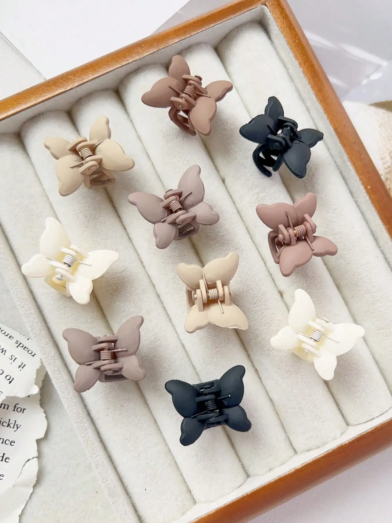10-teiliges Mini-Schmetterlings-Haarspangen-Set für Frauen und Mädchen, starker Halt für dünnes Haar, neutrale Farbe, Haar-Styling-Zubehör – Detail 1