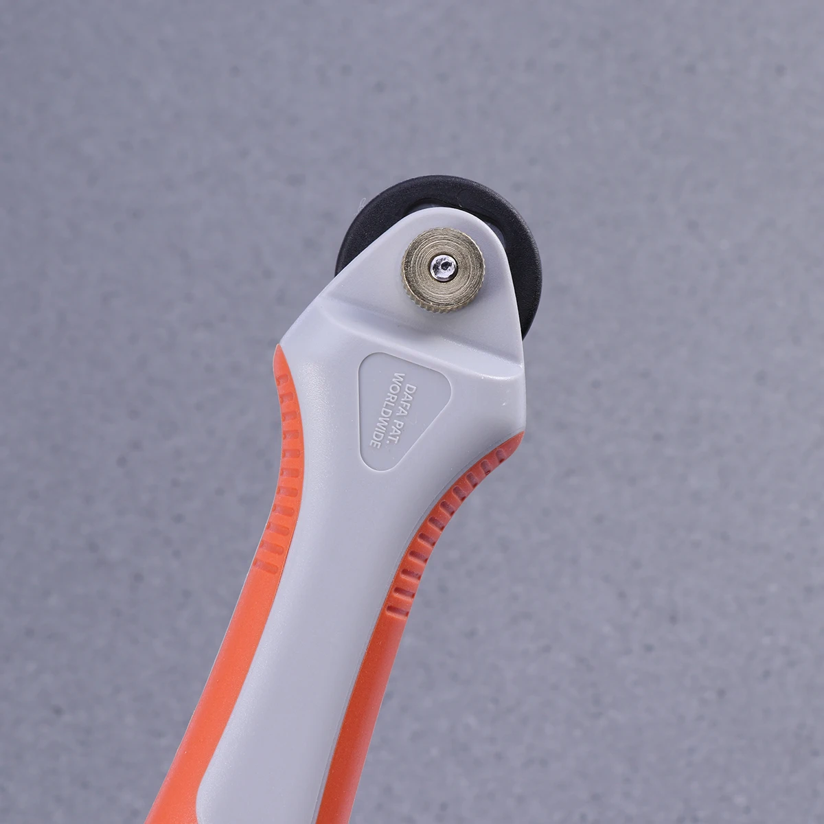 

28mm Rotary Cutter Metal Rubber Handle Left Right Hand Use Cloth Cutting Wheel Quilting Supplies Sewing Tools Accessories