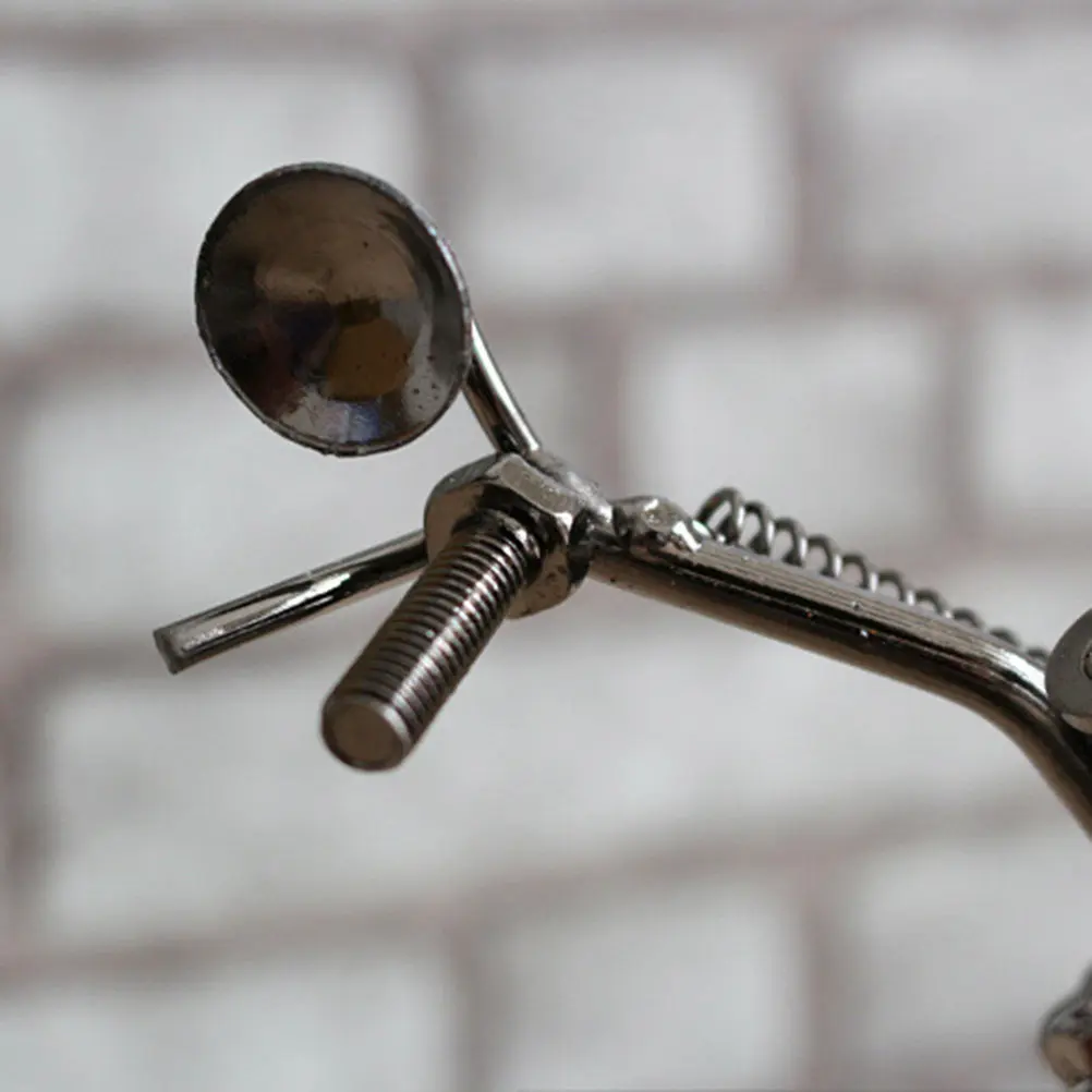 Iron Metal Large Vintage Motorcycle Sculpture Silver Grey Retro Home Decoration Bar Desktop Unique Motorbike Sculpture