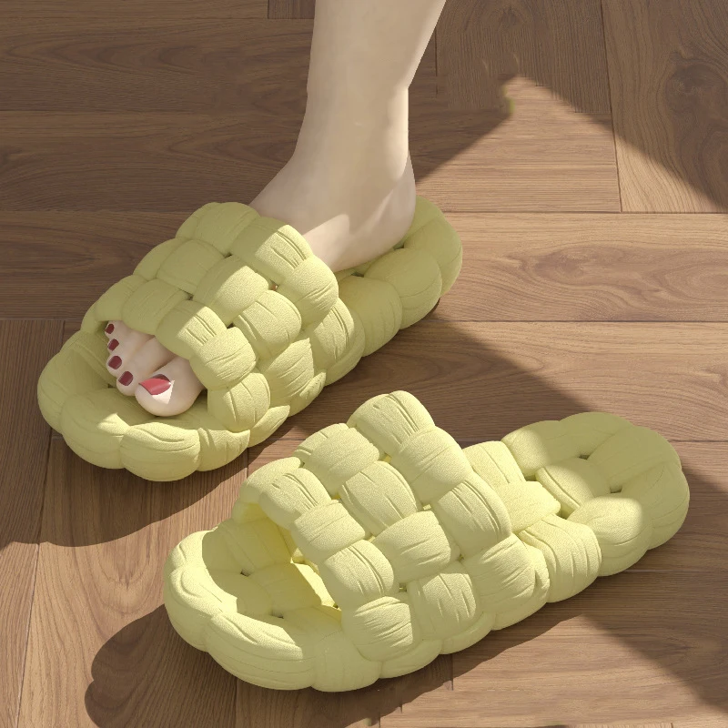 

Women Bathroom Slippers Simple Flat No-Slip Slides Soft Sole Indoor Female Sandals Light Weight WaterLeaky Beach Flip Flop Slide