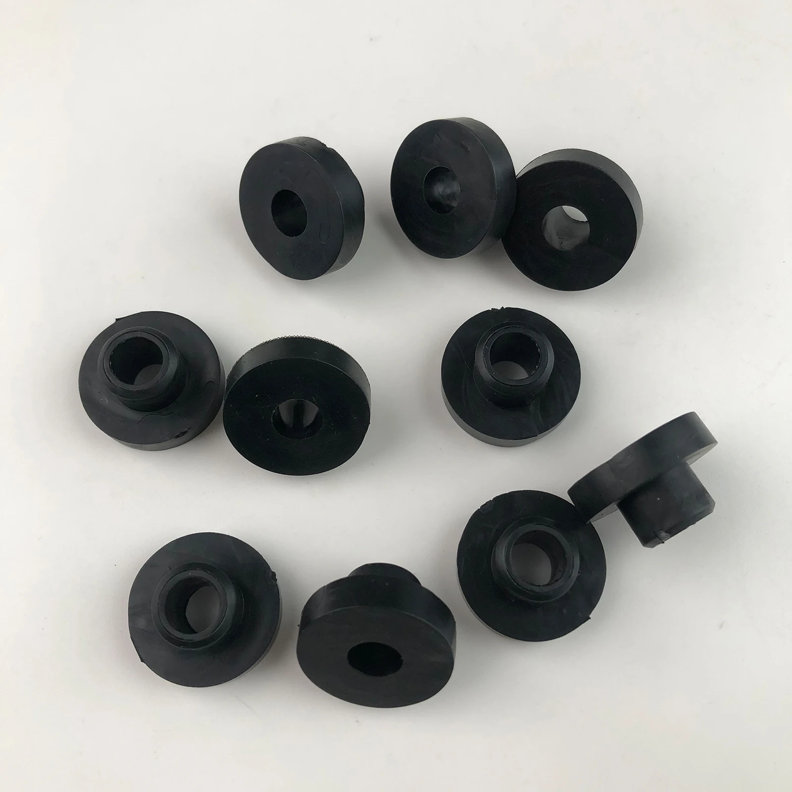 

10Pcs/lot Black Universal Rubber Grommet Replaces Lawn Mower Fuel Tank Bushing for Portable Generator Lawn Mower Pressure Washer