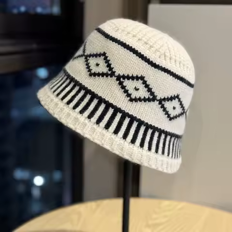 Retro Knitted Hat Warm Big Head Circumference Bucket Hat Diamond Grid Pattern Appearing Small in Size Basin Hat for Women