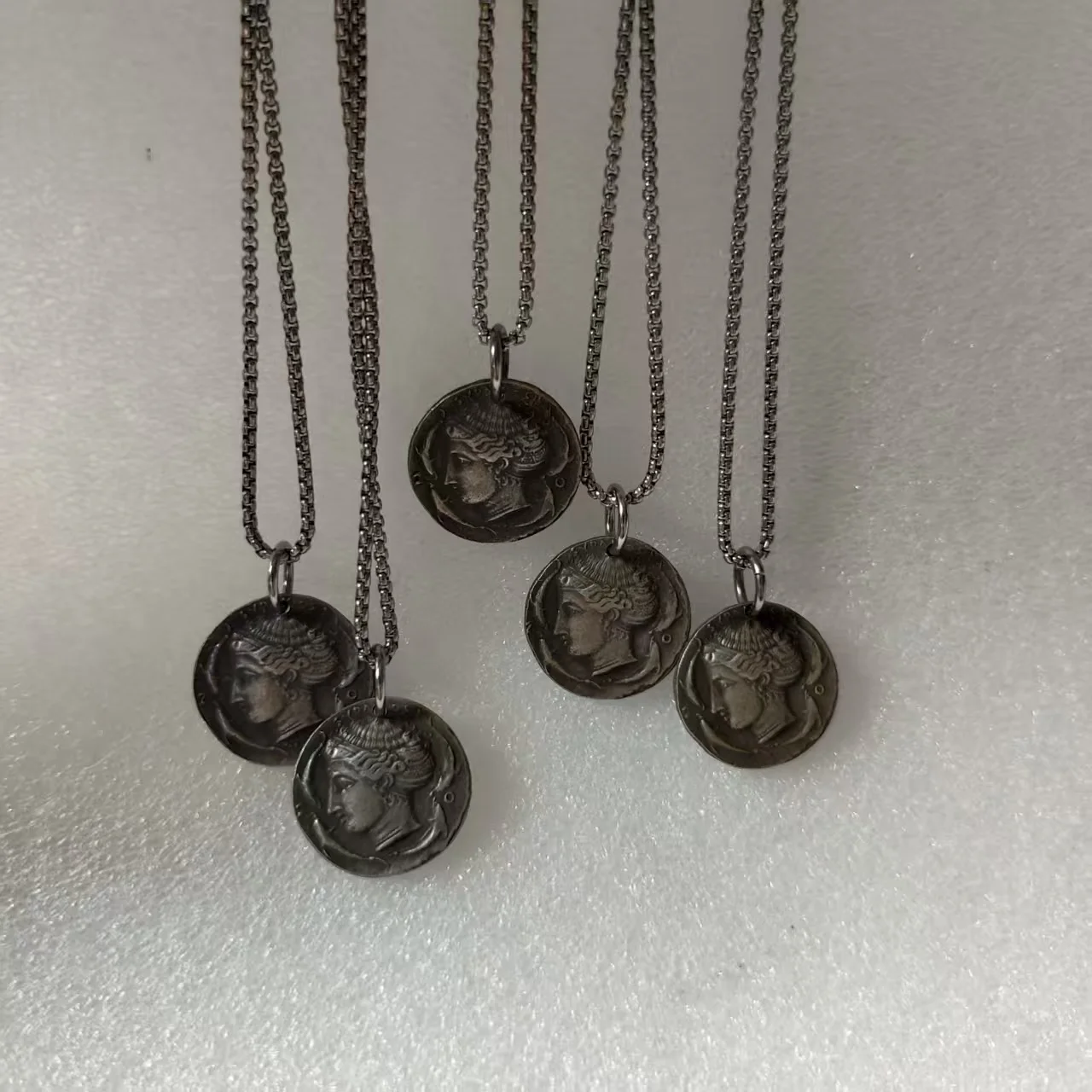 

P(40) Greek Ancient Silver Plated Coin Pendant G56