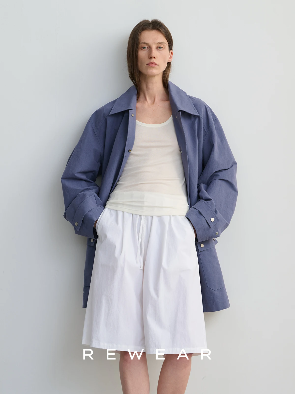 

REWEAR | Женская верхняя одежда свободного кроя с хлопковой текстурой и множеством карманов, модный фасон Paper Doll, весна 2026