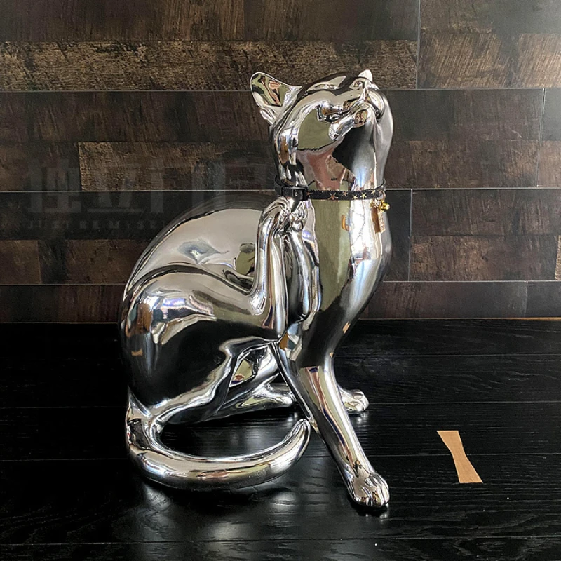 

Original Light Luxury Personalized Cat Ornaments Fiberglass European-style Animal Electroplating Crafts Home Decorations Decor