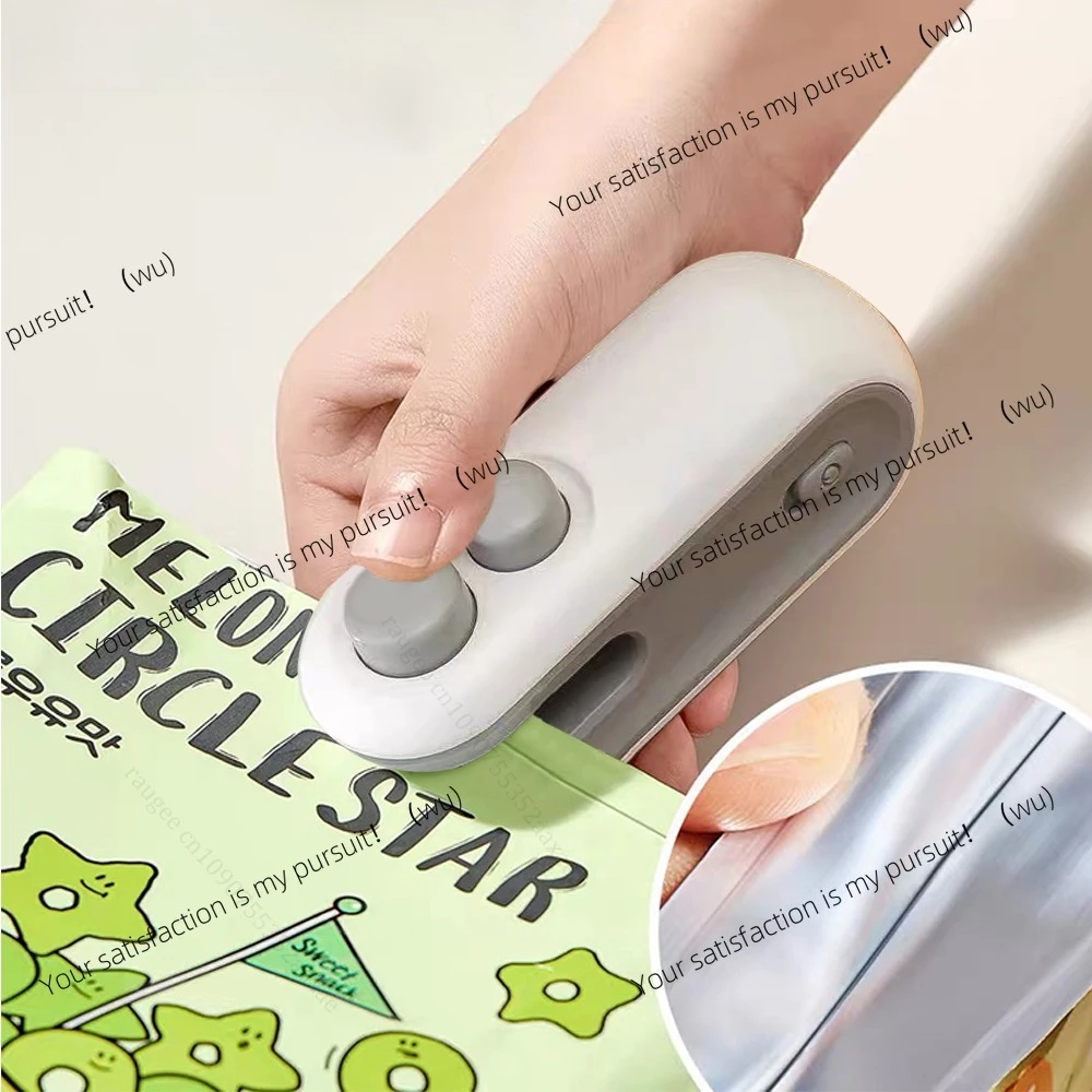 Handheld Bag Sealer Mini Heat Vacuum Food Sealer with Cutter and Magnet 2 in 1 Bag Sealer for Plastic Bags Snacks Food Storage