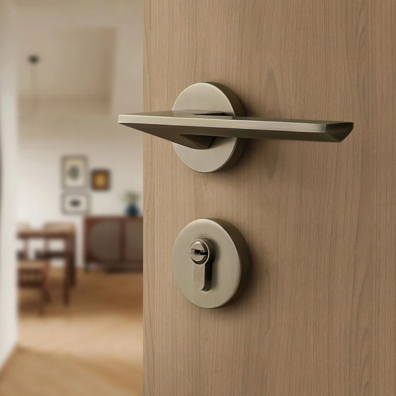 (1 Set) Bronze Colored Interior Wooden Door Handle Bedroom Door Lock Soundproof Magnetic Split Antique Room Door Lock Hardware
