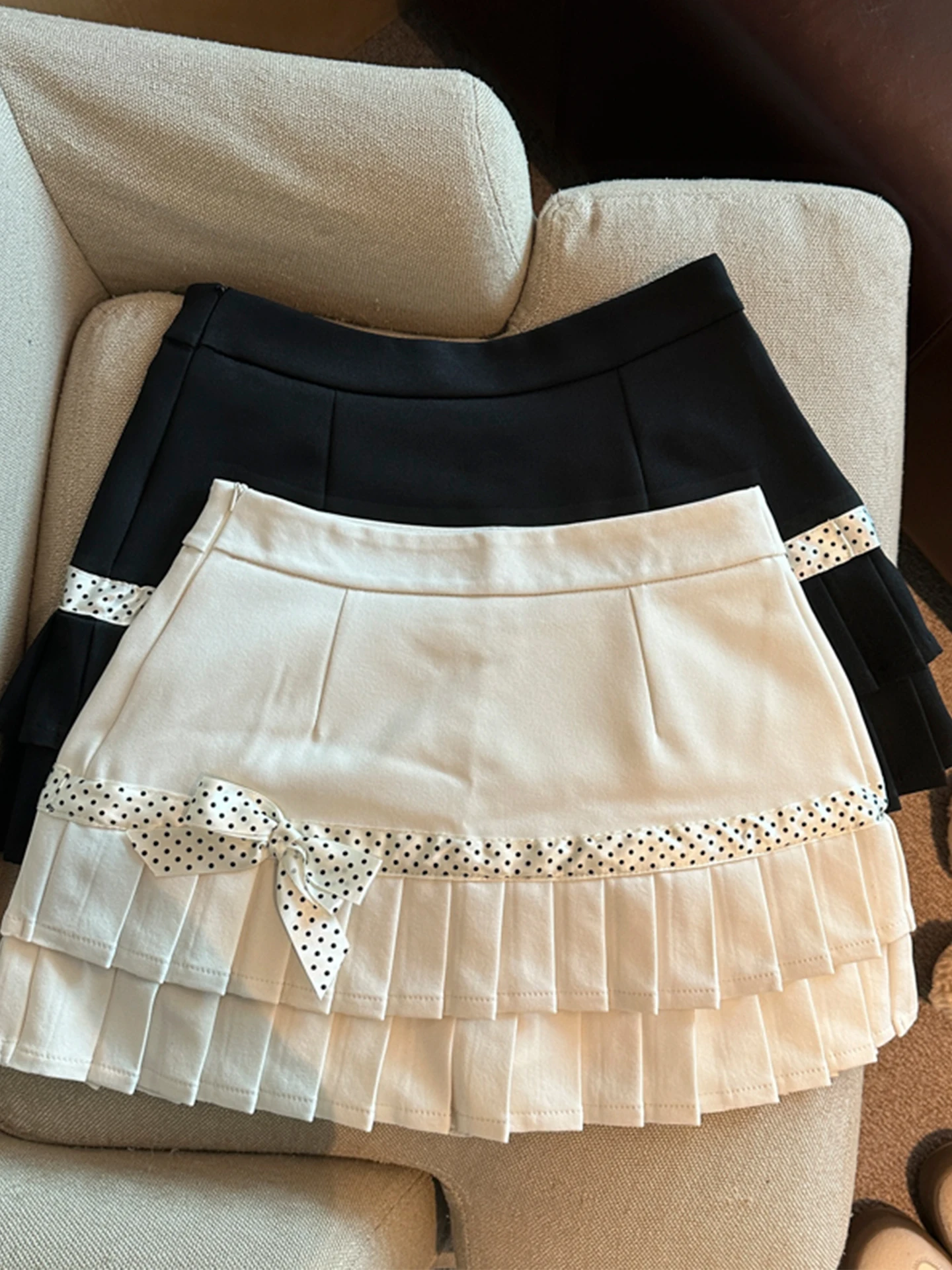 

Рекомендованная Эмили Клуд плиссированная юбка в горошек с бантом, женская, весна-лето, с защитой от просвечивания, А-силуэт, короткая, повседневная, высокая талия