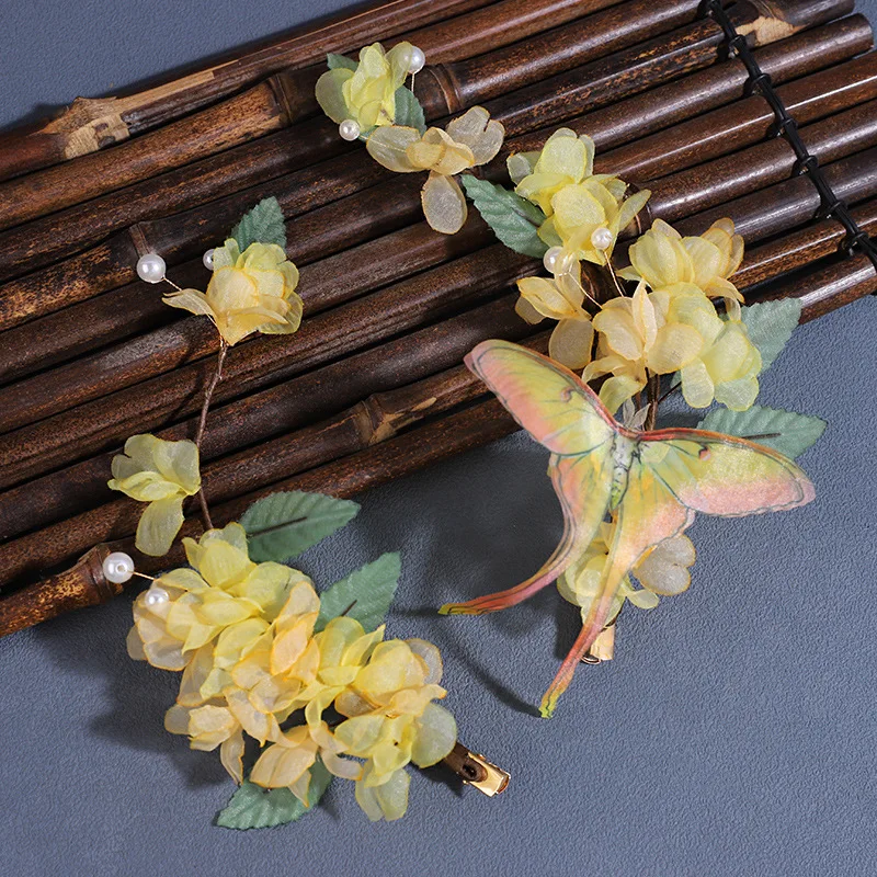 Lucky Bracelet Hand String Antique Silk Flower Hairpin Yellow Flower Big Moth Butterfly Pair Clip Chinese Clothing Headdress New