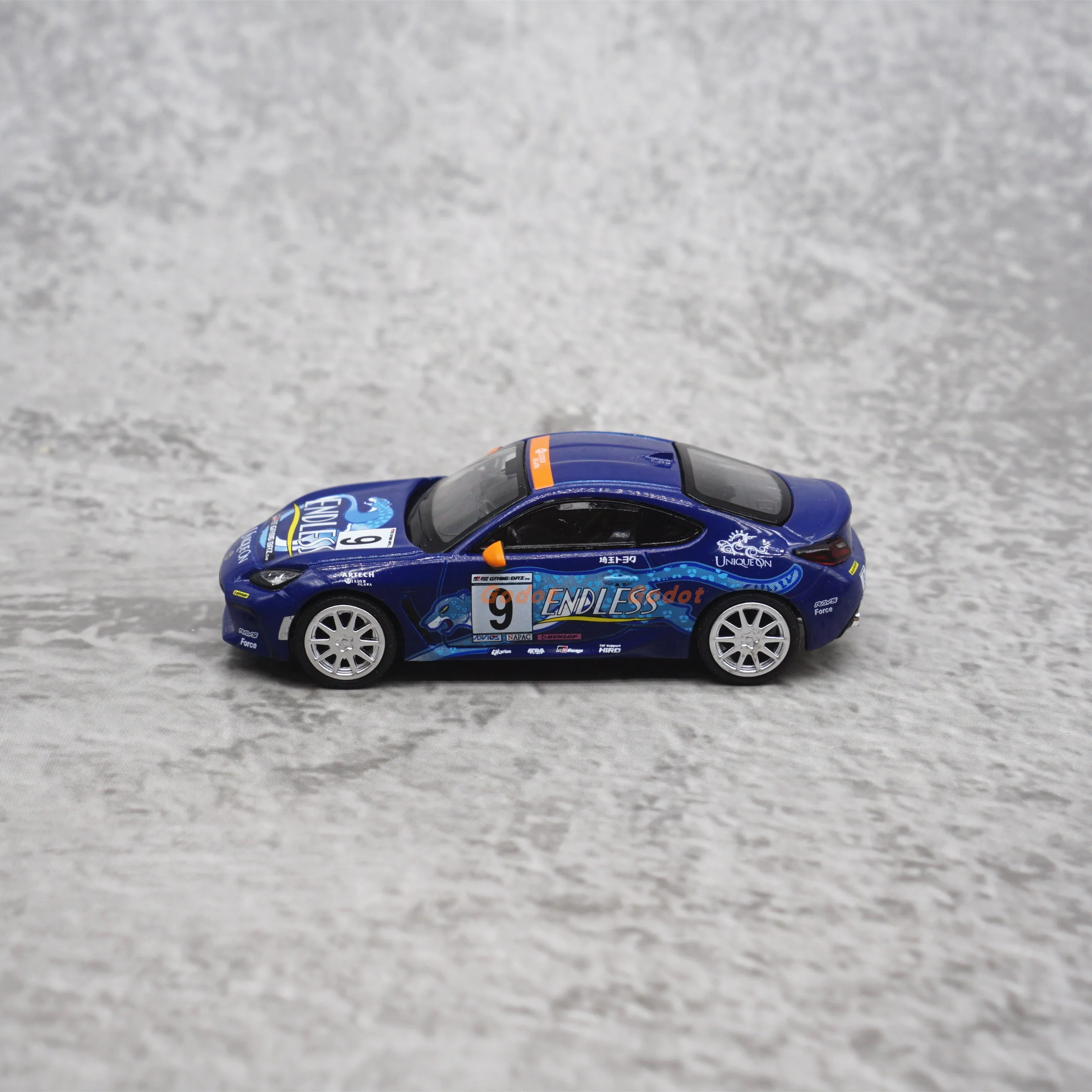 ของเล่นโมเดลรถยนต์โลหะผสม poprace 1/64 BRZ