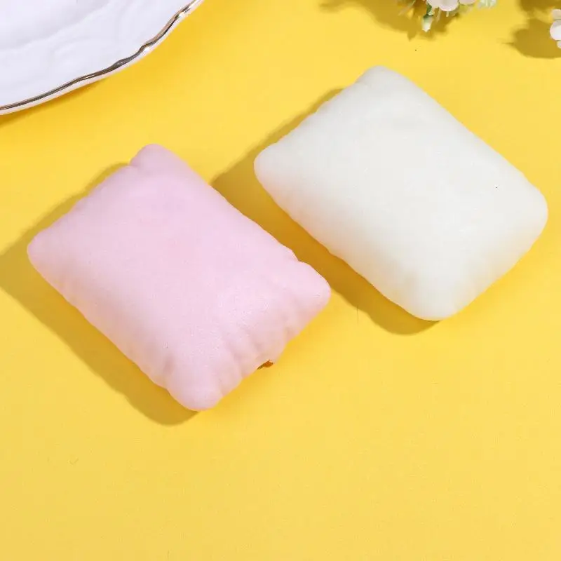 【BS】Urocza Poduszka Kwadratowa w Kształcie Kota, Zabawka do Ściskania, Powolny Powrót do Kształtu, Zabawka Antystresowa, Sensoryczna Zabawka Fidget dla Dzieci i Dorosłych, Prezent Relaksujący