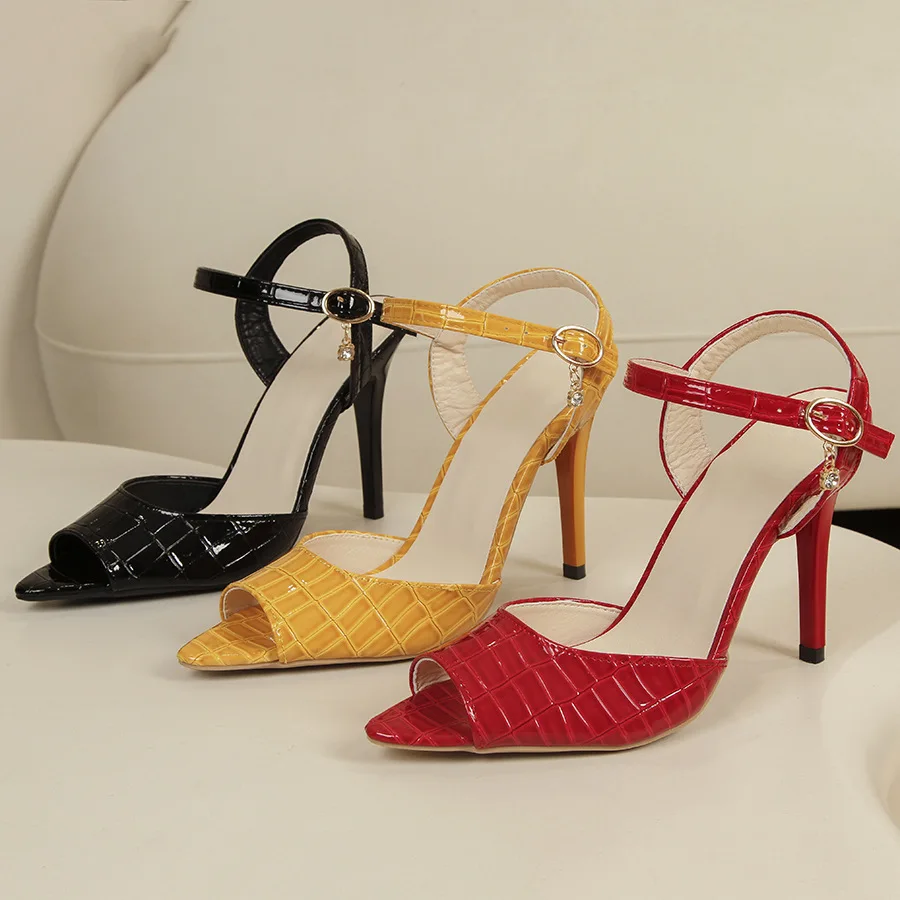 Elegant Dress Wedding Shoes Women Ankle Strap Peep Toe High Heel Sandals Sexy Super High Heels Buckle Snake Pattern Woman Pumps