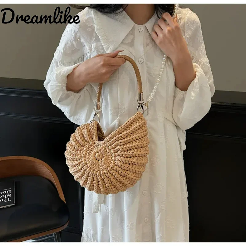 

Creative Conch Shaped Bag Crochet Women Shoulde Bags Pearls Chains Handmade Weave Crossbody Bag Novelty Small Handbags