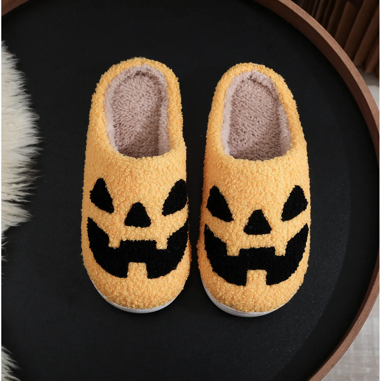 

Thi Bot Cotton Slippers loween Ghost Couples Warm Winter oes Artificial ort Fur Women's Men's Fluffy Slippers