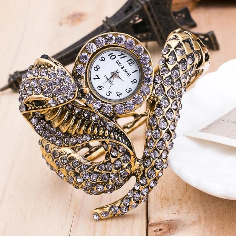 Luxury Snake Shape Women Watch Ladies Bracelet Retro Roman Scale Crystal Quartz Watches Female Dress Clock Relogio Feminino Gift