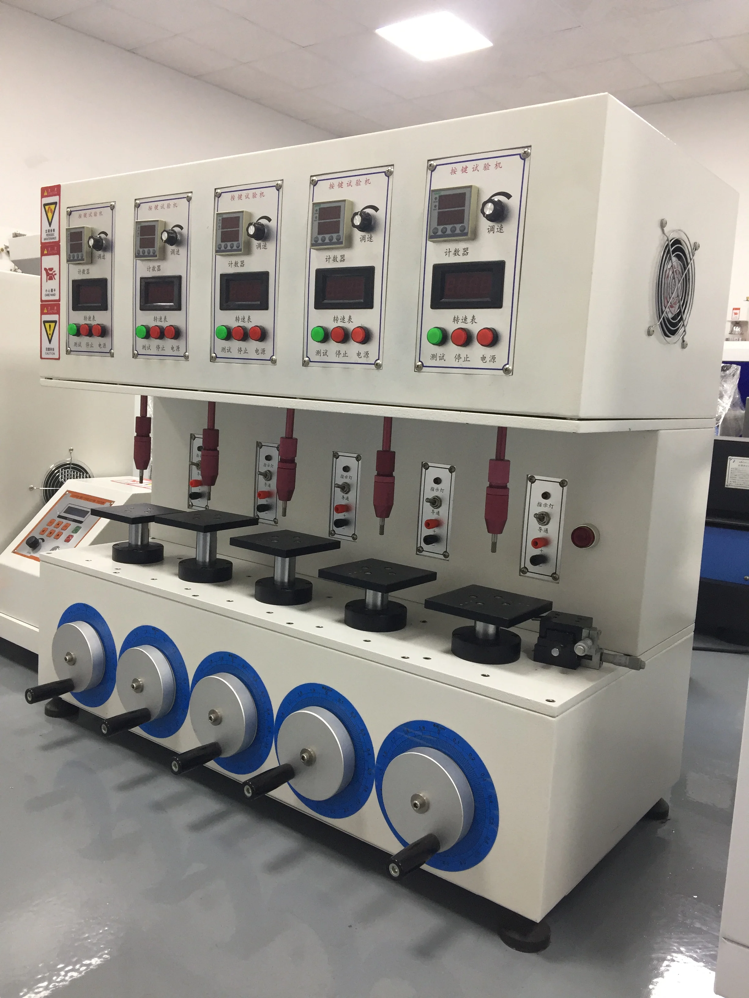 Vijf-assige knoplevensduur testmachine Sleutellevensduur testmachine