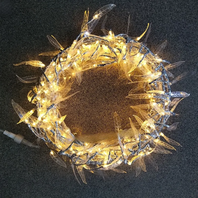 3D Willow Leaf Wreath Pattern Warm White IP44 LED Waterproof Indoor/Outdoor Christmas Halloween Wedding Holiday Lighting