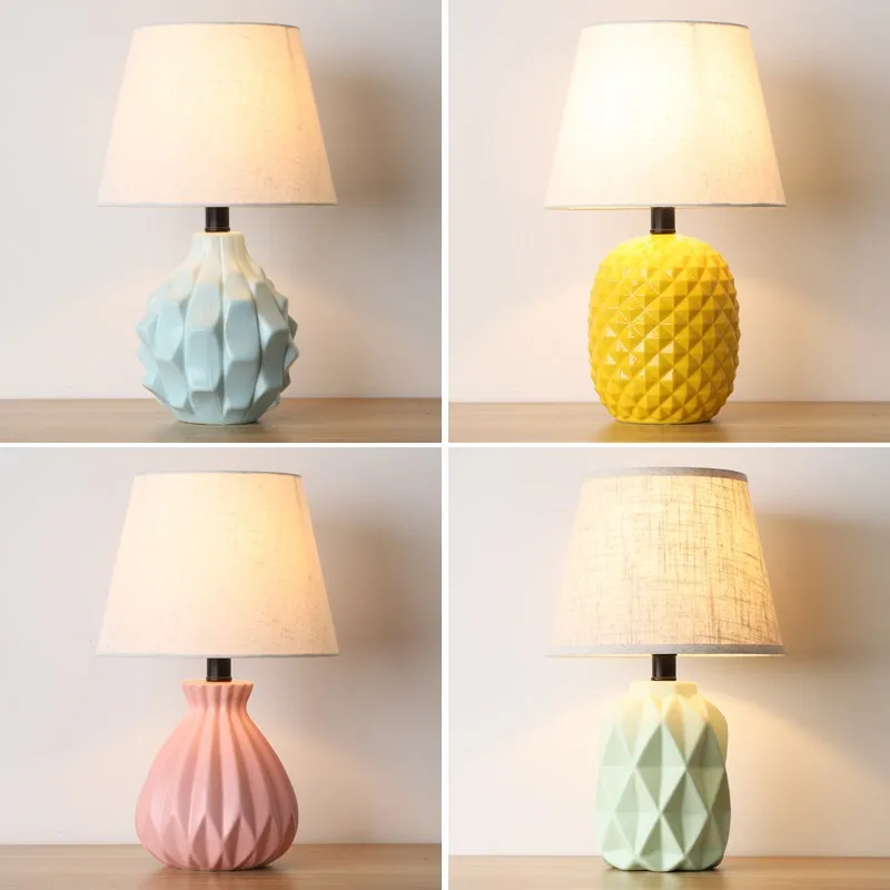 Mini desk lamp creative ceramic pleated fabric hotel restaurant bedroom bedside decorative desk lamp