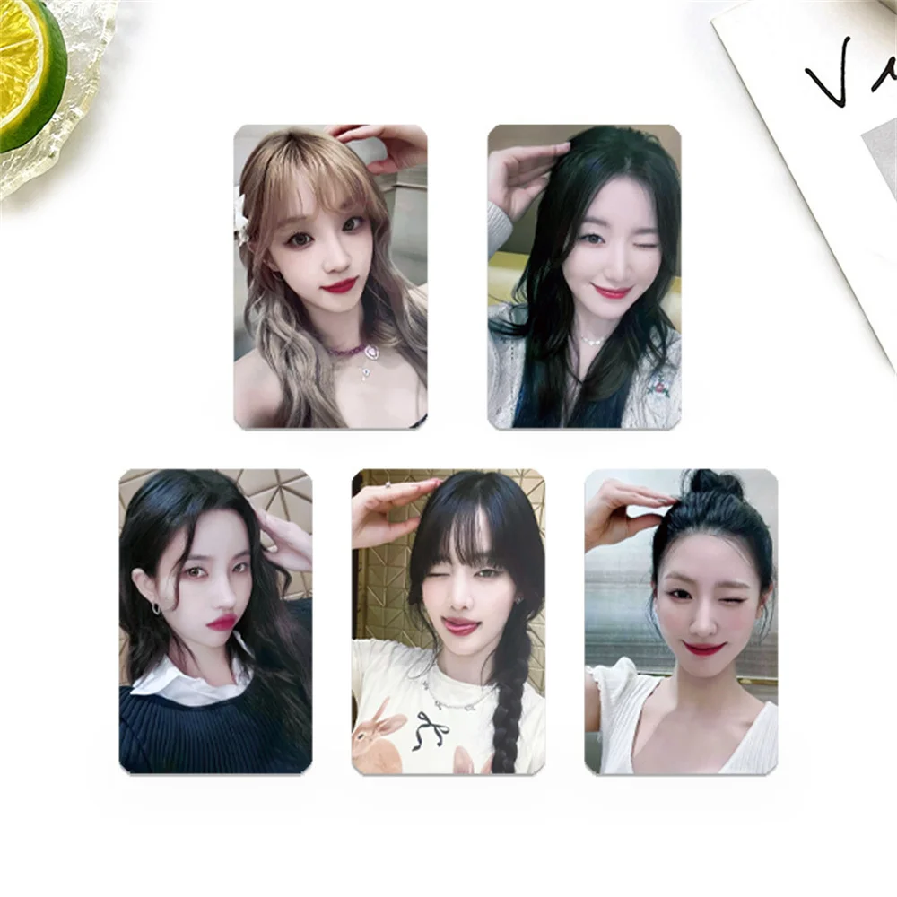 Kartu foto ulang tahun ke-6 kartu foto kartu kecil MIYEON MINNIE kartu kecil koleksi penggemar SOYEON YUQI SHUHUA Minnie Star Merch