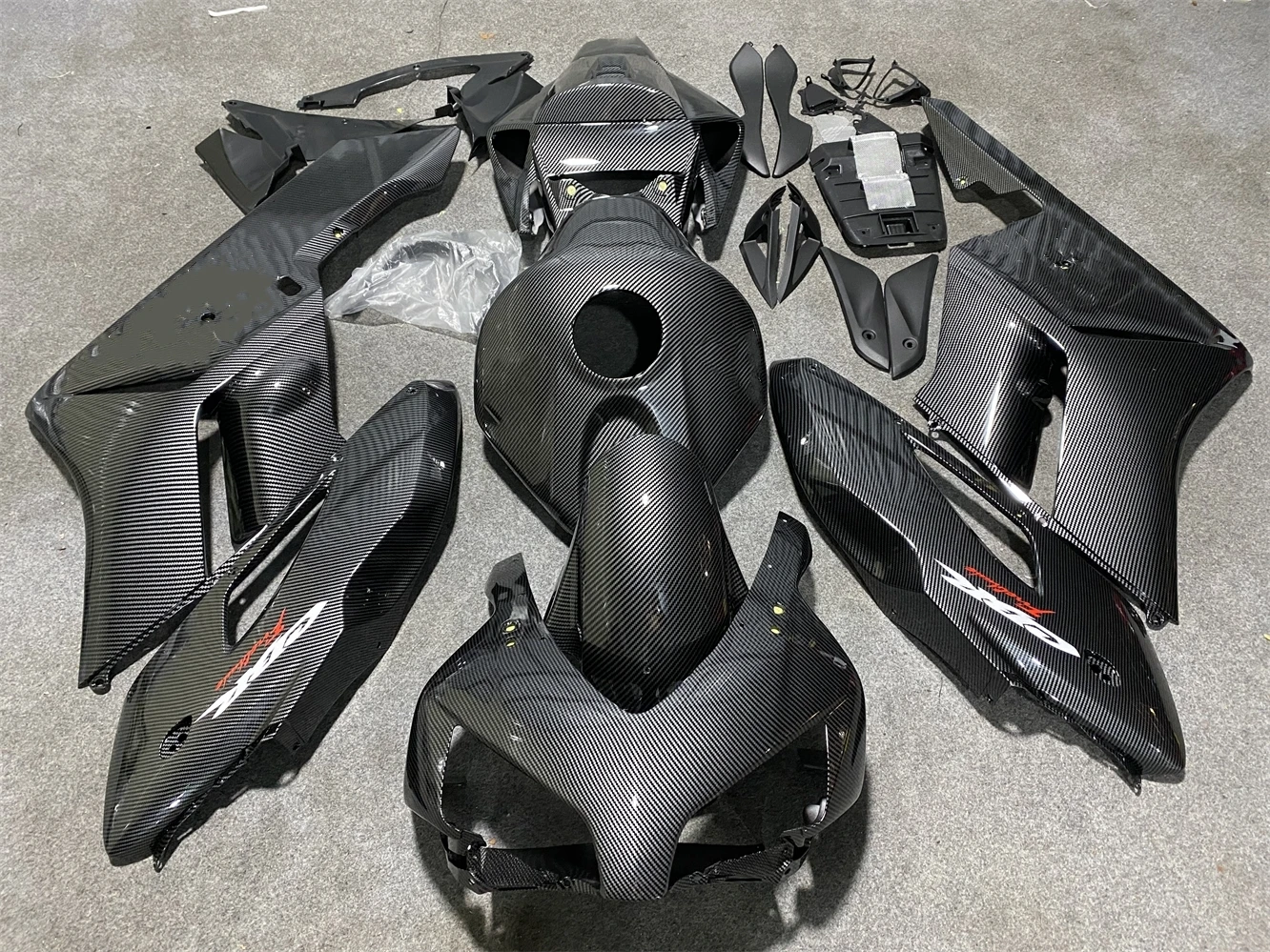 

Motorcycle fairing for CBR1000 04 05 CBR1000RR 2004 2005 Body fairing Carbon fiber painted motorcycle shell