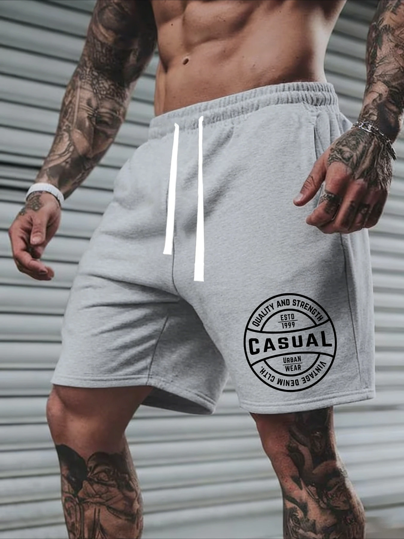 

Мужские летние повседневные шорты с буквенным принтом, свободного кроя, с эластичной талией и шнурком, подходят для активного отдыха и повседневной носки.