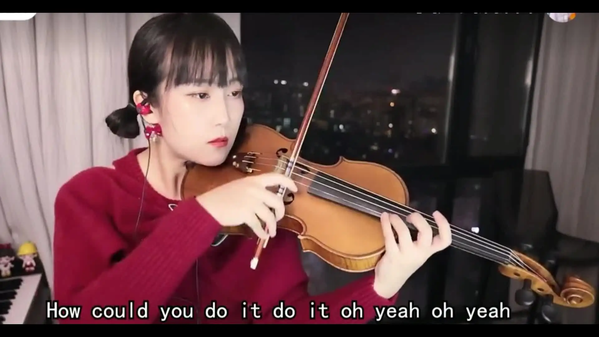 4/4 Electric Violin with Bow & Case