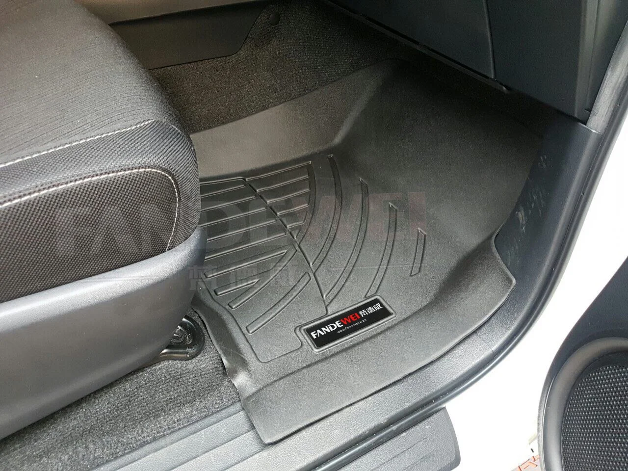 مقعد Ateca TPE مخصص صالح بطانات أرضية السيارة TPV طبق عميق حصيرة اكسسوارات السيارات حسب الطلب