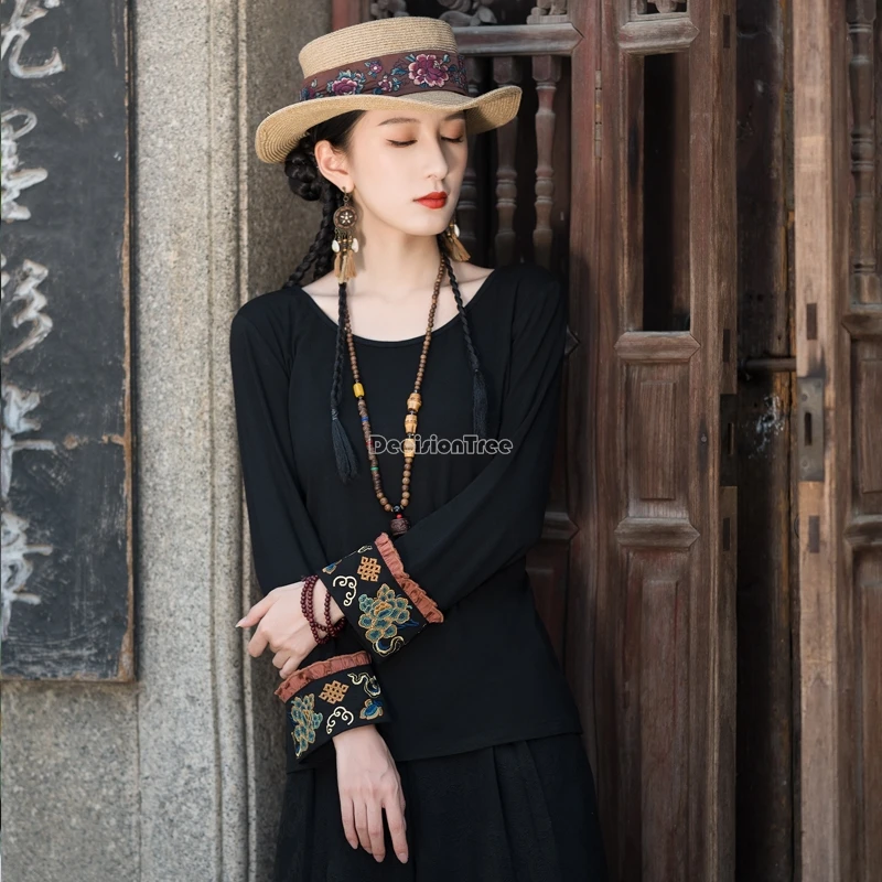 

2025 новая дышащая футболка в китайском национальном стиле из чистого хлопка с вышивкой в стиле пэчворк, женский топ с круглым воротником и длинными рукавами t01