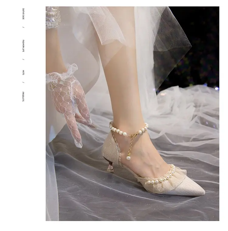 Weiße Hochzeitsschuhe für Damen 2026 Sommer Luxus Seide Perlen Knöchelriemen High Heels Pumps Spitze Damenschuhe mit Absatz – Detail 14