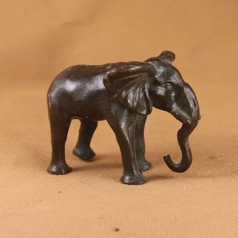 Unique Chinese Bronze Feng Shui Lucky Animal Copper Elephant Ornament Statues