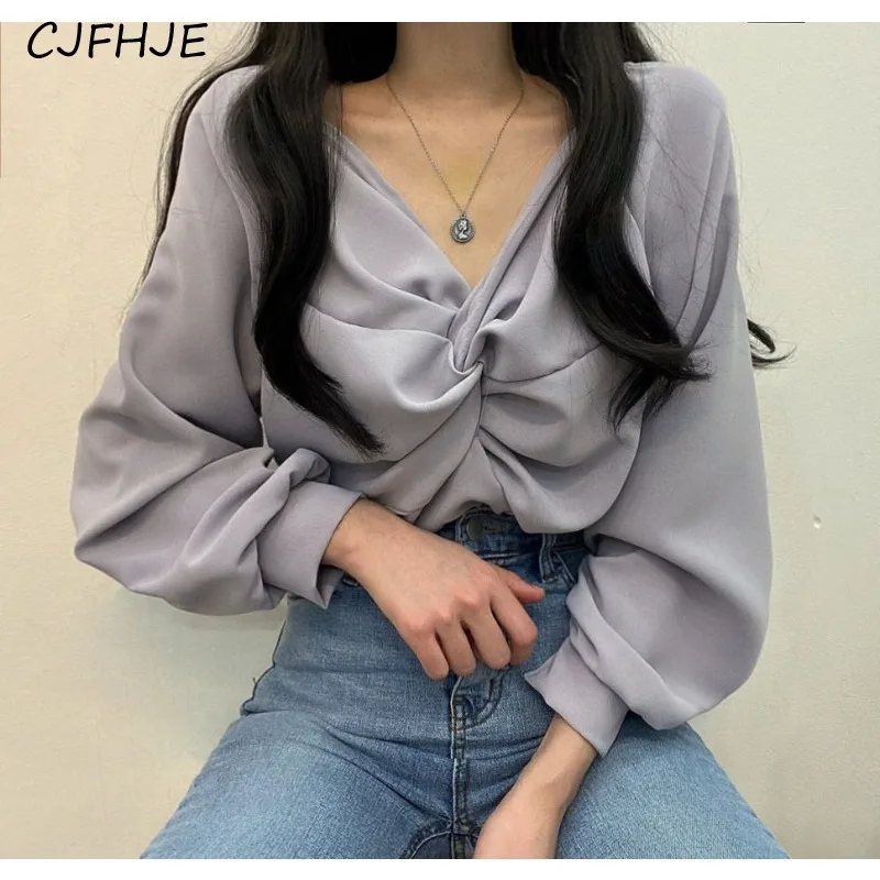 

CJFHJE Sweet V-neck Twist Design Versatile Women's Shirt Top Korean Fashion Bubble Sleeves Versatile Women Long Sleeved Shirts