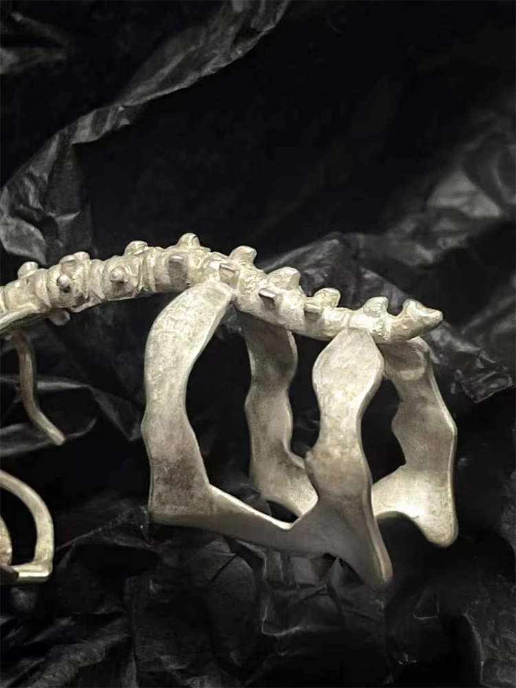 2024 New Spine Bone Ring New Gothic Style Men's And Women's Jewelry Party Gift - Image 4