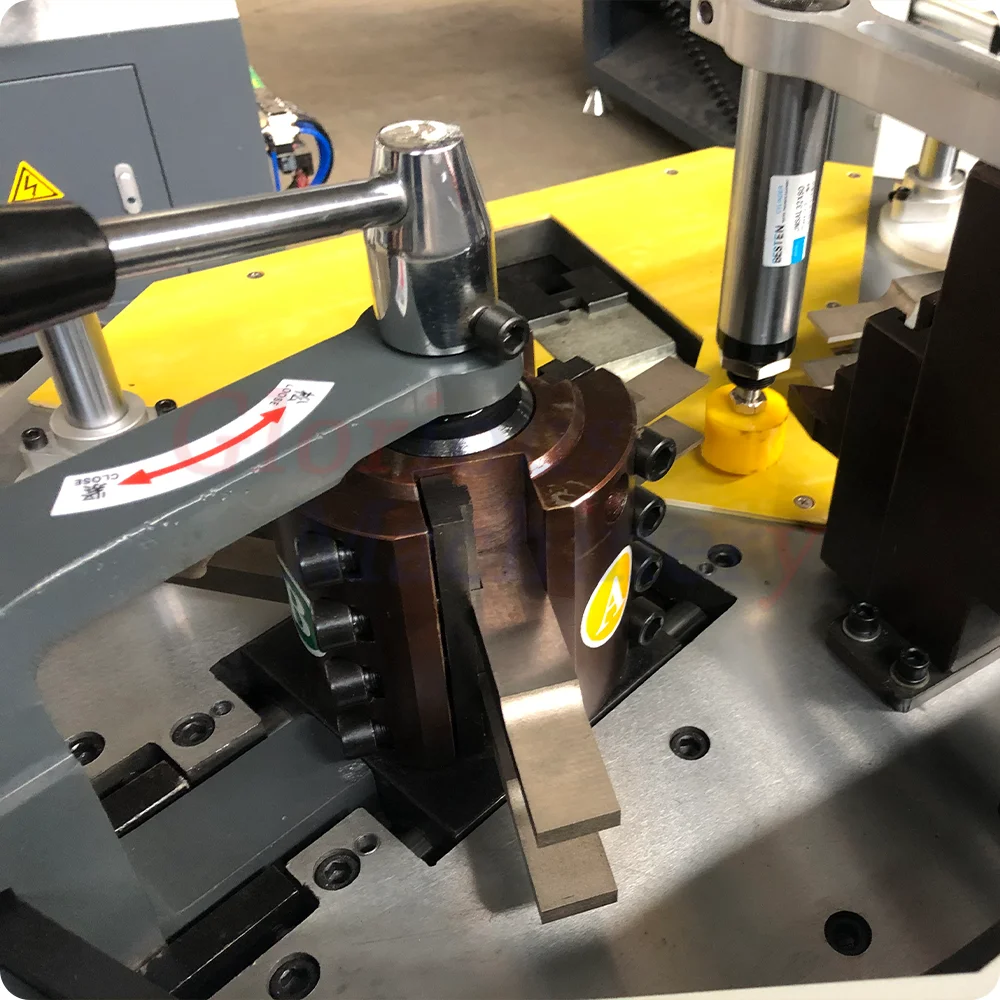 Aluminum Window Door Corner Crimping Machine | Hydraulic Profile Punching & Assembly Forming