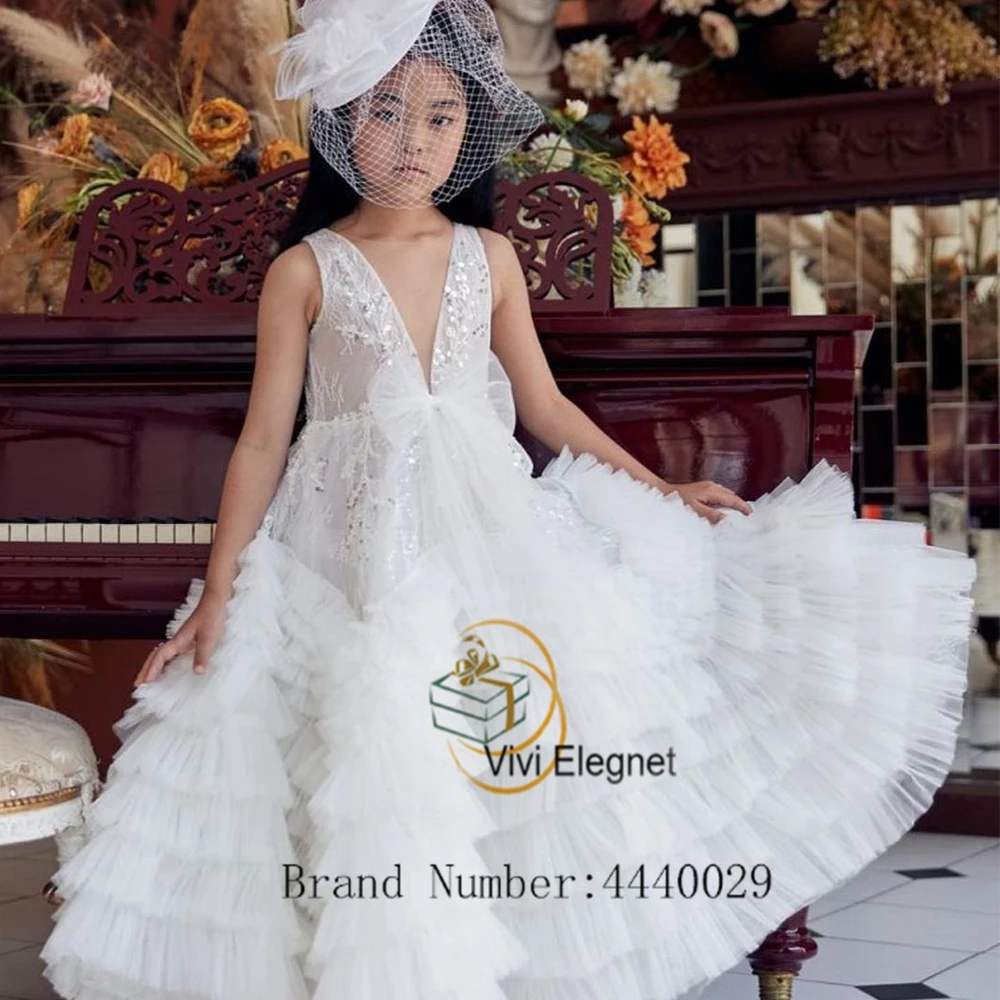 White V Neck Cap Sleeve Flower Girl Dresses for Girls 2023 Summer Soft Tulle Sleeveless Wedding Party Gowns Lace Sequined فساتين