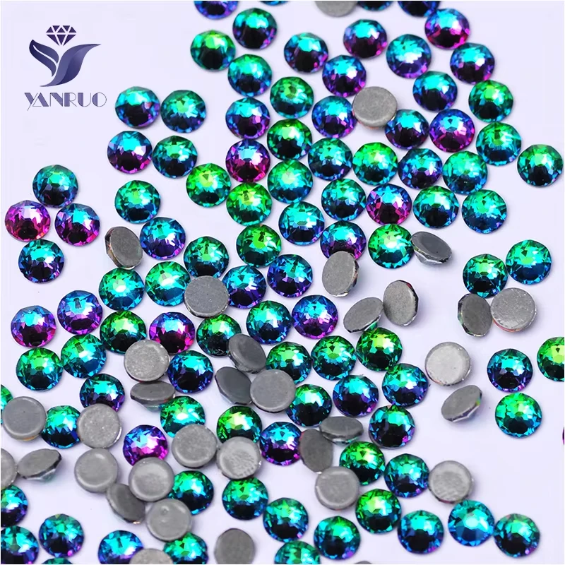 YANRUO 2088HF Strass Termoadesivi Verdi Vulcano Tutte le Misure con Fondo Piatto e Cristalli Autoadesivi per Vestiti