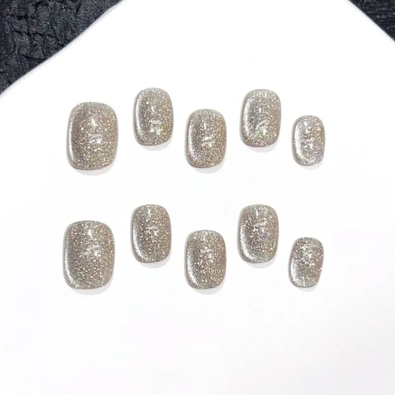 Handmade Short False Nails Winter Glitter Press on Nails Cat Eye Paste Fake Nails with Sticky Tabs Self-nail with Box and Tools