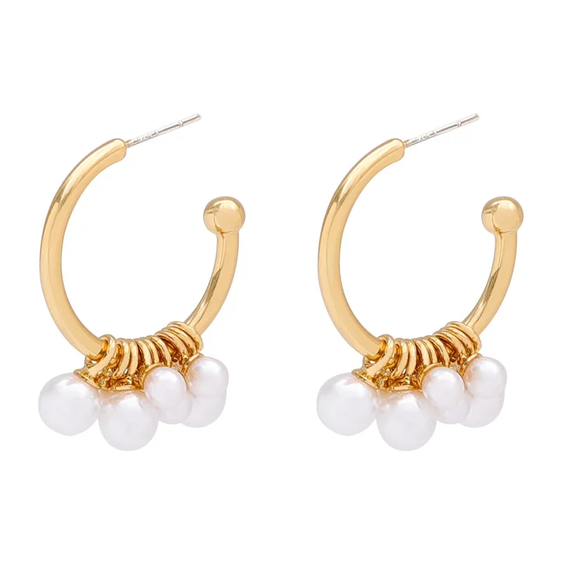 Simple C-circle grape string pearl earrings women's French retro